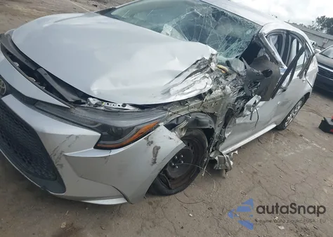 2021 Toyota Corolla Le z USA, uszkodzony, nr VIN 5YFEPMAE0MP182247